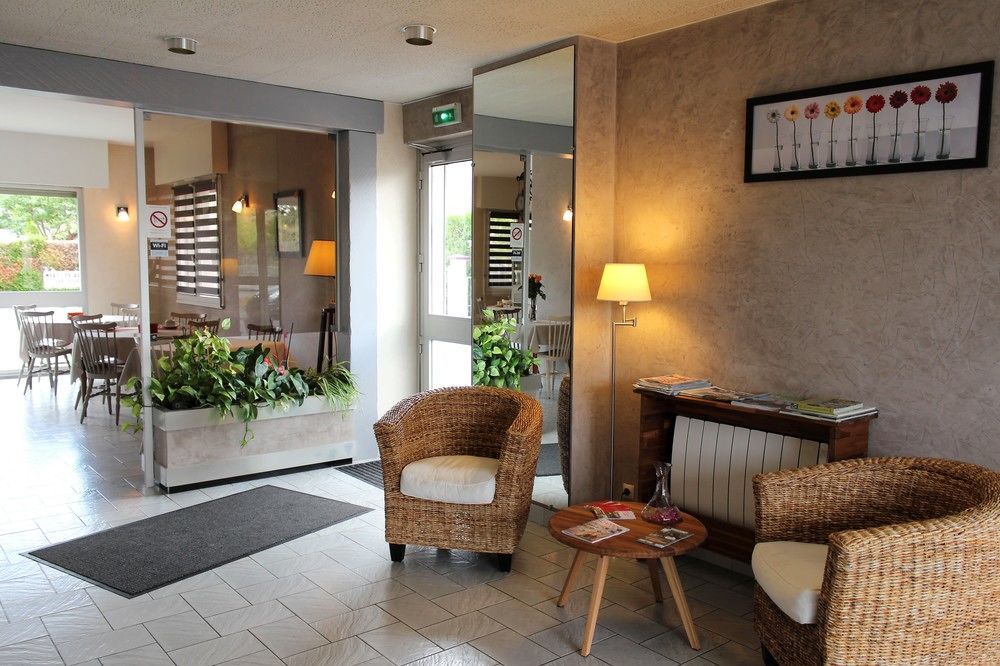 Hôtel Chantepie Joué-lés-Tours Buitenkant foto