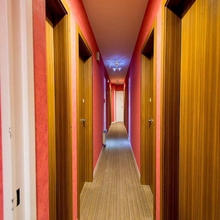 Hôtel Chantepie Joué-lés-Tours Buitenkant foto